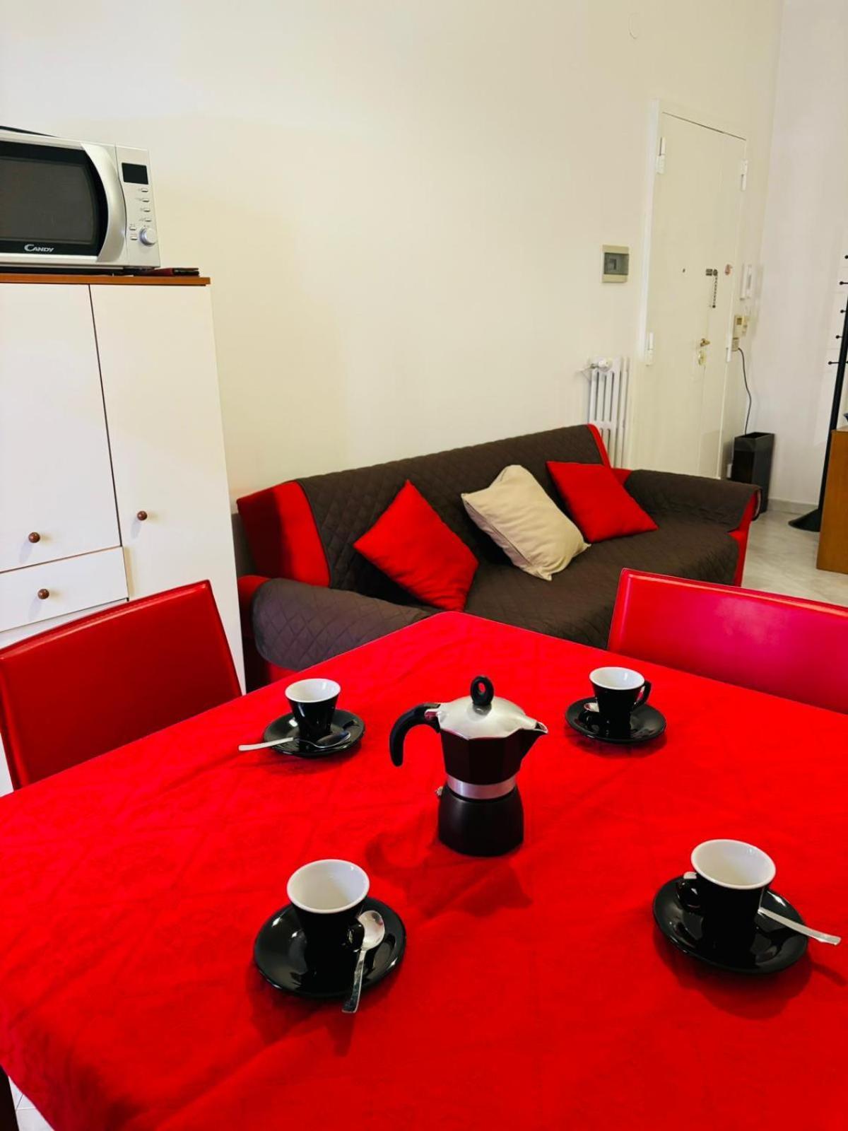 Matthias Central Rooms And Accomodation Bari Exterior foto