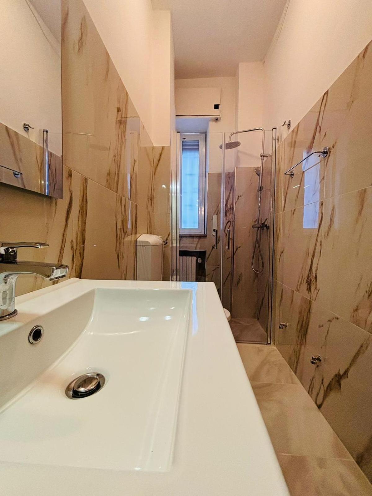 Matthias Central Rooms And Accomodation Bari Exterior foto